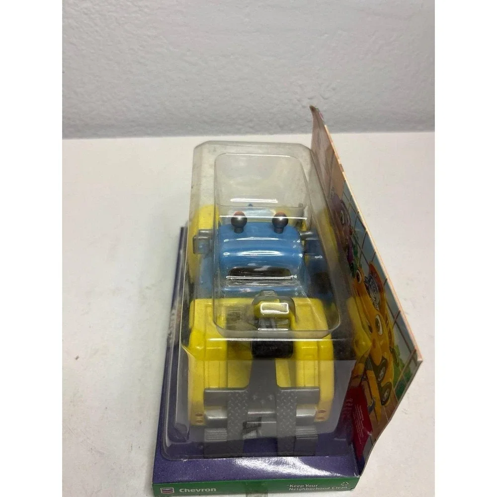 Vintage 2001 The Chevron Cars 